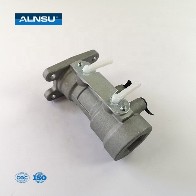 Auto Parts Brake master cylinder for ISUZU NKR55 8-97224375-0 8-97186685-0