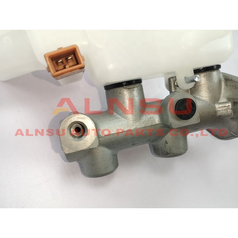Brake master cylinder for DODGE I10 58510-0X010