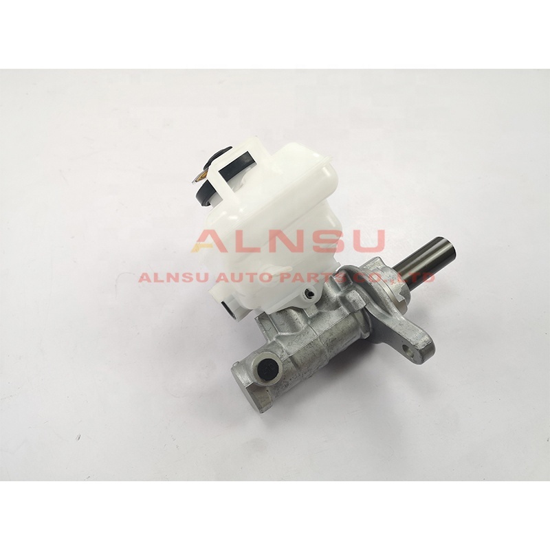 Brake master cylinder for 47201-26810 KDH212 LHD 15-17