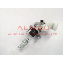 Clutch master cylinder for L200 MR995034