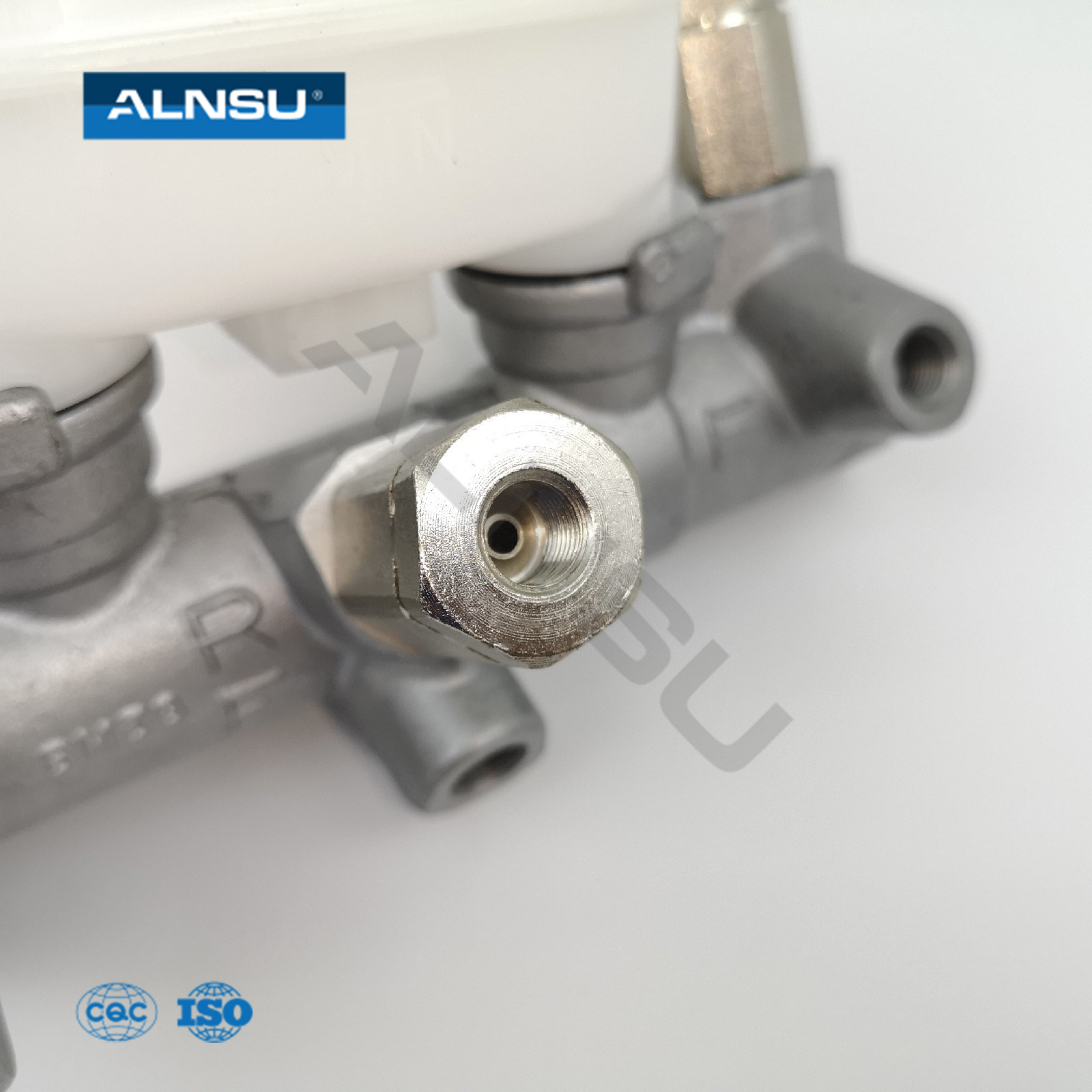 Cilindro maestro de freno RHD duradero y de alta calidad para NISSAN GA13 GA16 BTA305 46010-50Y02