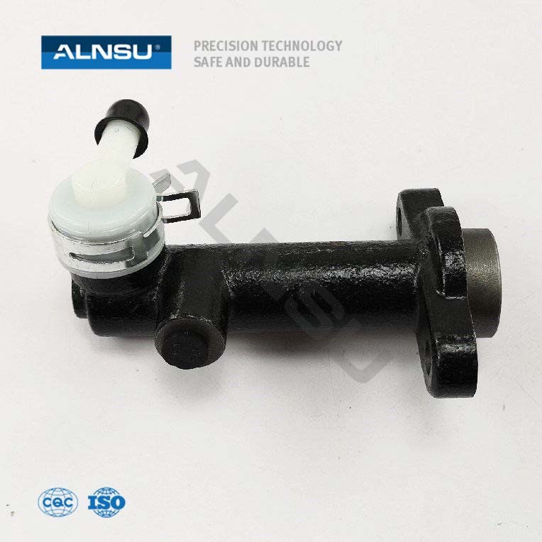clutch master cylinder For MB334520 MB334580 FE444