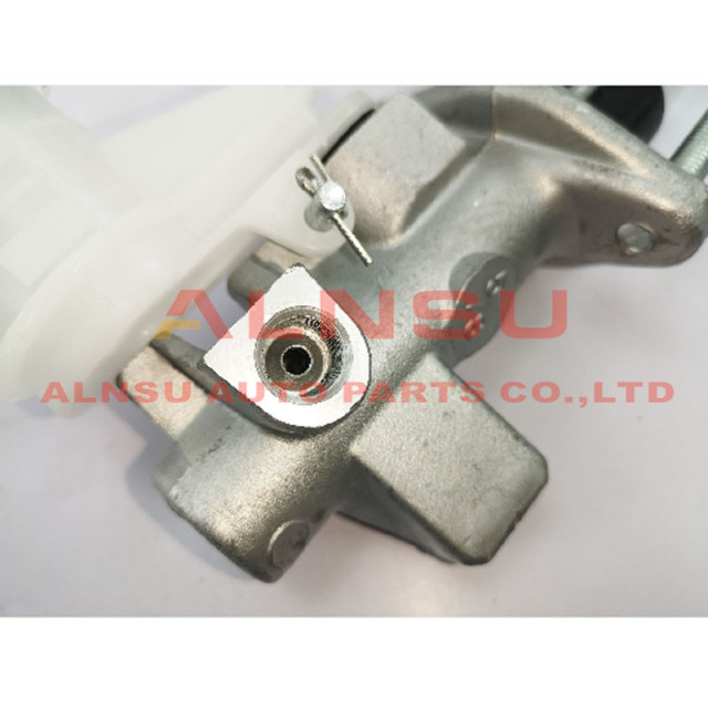 Cilindro maestro de embrague para L200 KA4T MR995034 2345A015