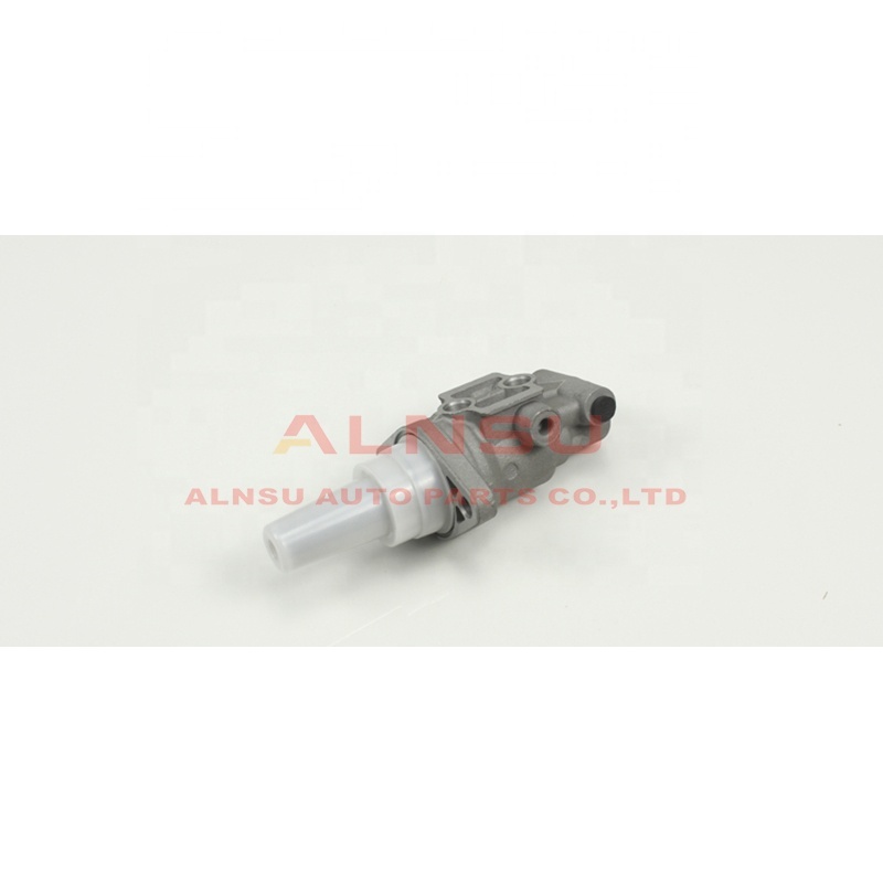 Brake master cylinder For TOYOTA Hiace KDH213 TRH2O3 47207-26030 47207-26020