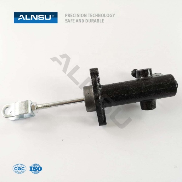 clutch master cylinder For MC125304 ME607347 FE515 FE635 FE659