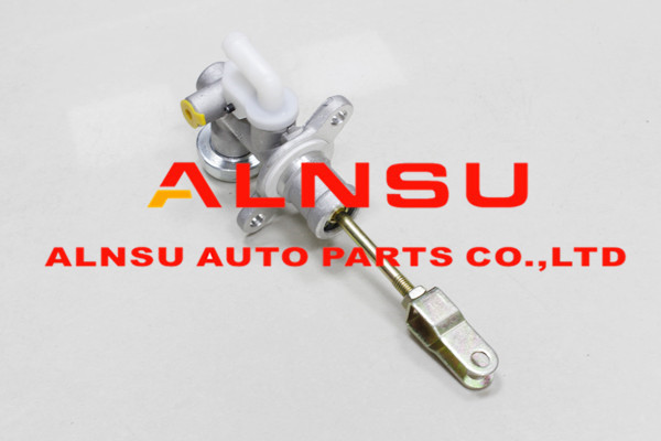 Cilindro maestro de embrague para 30610-VW017 30610-VW00B 30610-VW00 E25 E26