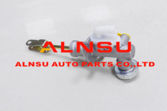 clutch master cylinder FOR NAVARA D40 30610-EB70A 30610-JR80B 30610-5X01B