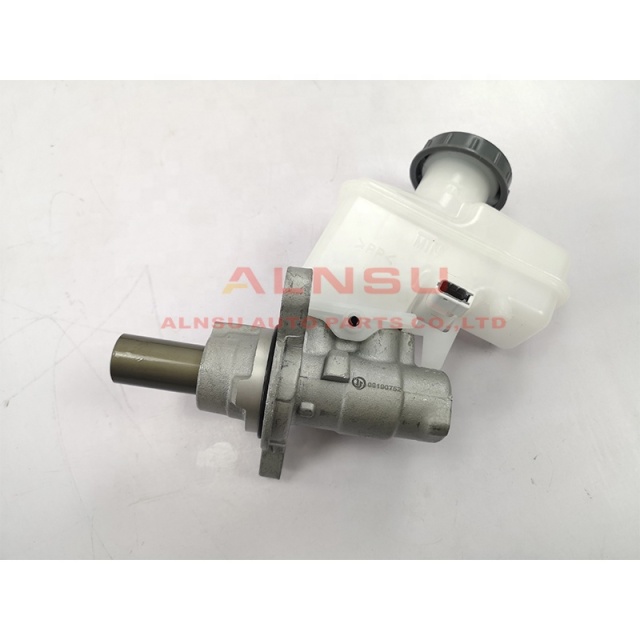 Brake Master Cylinder For SUZUKI Vitara 51100-65JA0
