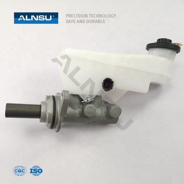 Brake master cylinder for GUN112 KUN112 47201-0K390 47201-0K610