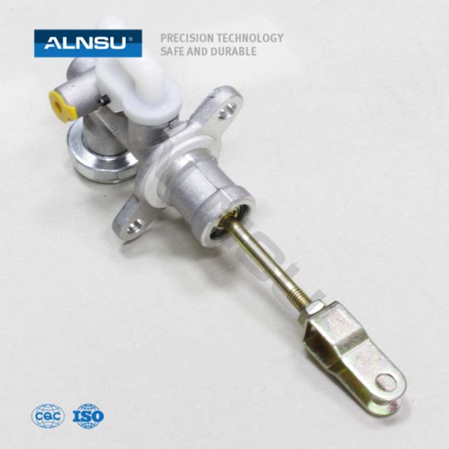 clutch master cylinder for URVAN SUCCE 30610-JR80B 30610JR80B C16 D40 R51 E25