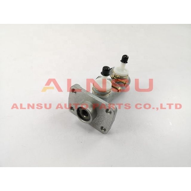 Brake Master Cylinder for NPR NKR 8-94441330-0 8-94249365-2 8-94254330-0 8-94441332-0