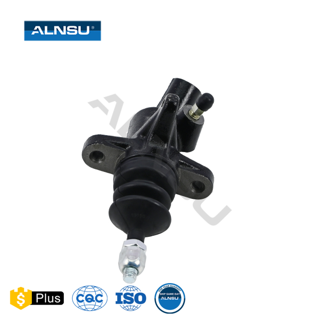 Auto part factory price high quality clutch master cylinder for ISUZU NPR66.4HF1 NQR 4HF1 8-97032847-1 8-97020134-1
