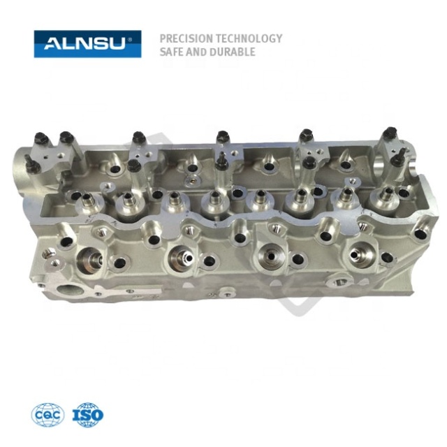 4D56 Cylinder Head FOR Mitsubishi Pajero L200 MD303750
