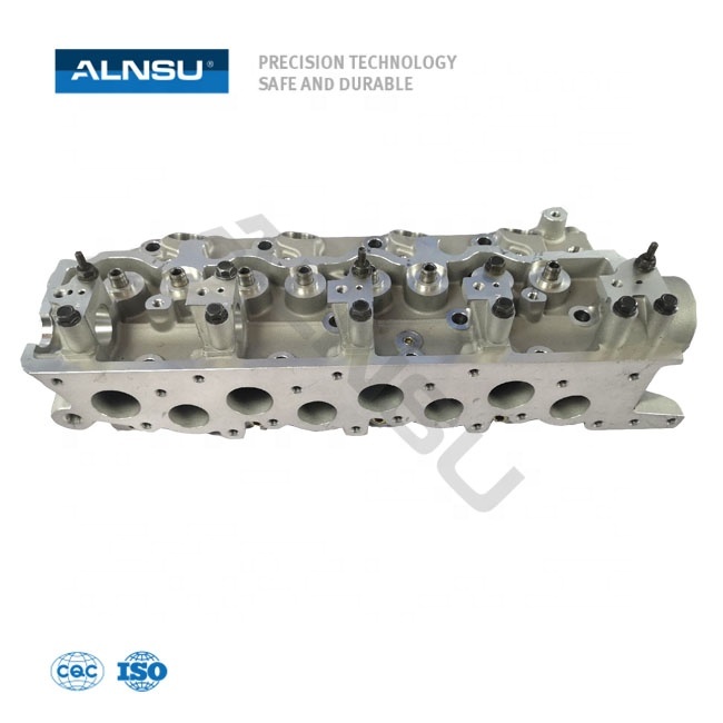 4D56 Cylinder Head FOR Mitsubishi Pajero L200 MD303750