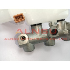 Brake master cylinder for DODGE I10 58510-0X010