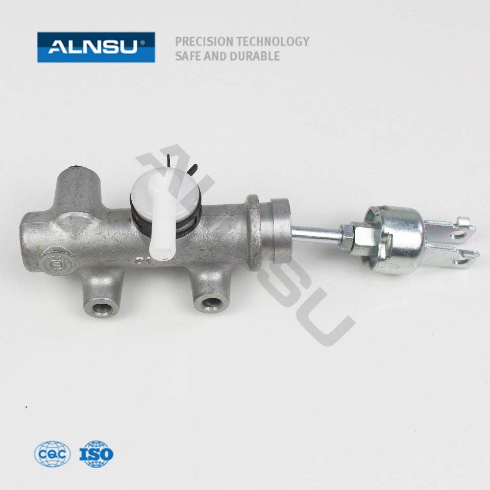 clutch master cylinder for TOYOTA 31420-27100 3142027100 KM70 CM70 CM80