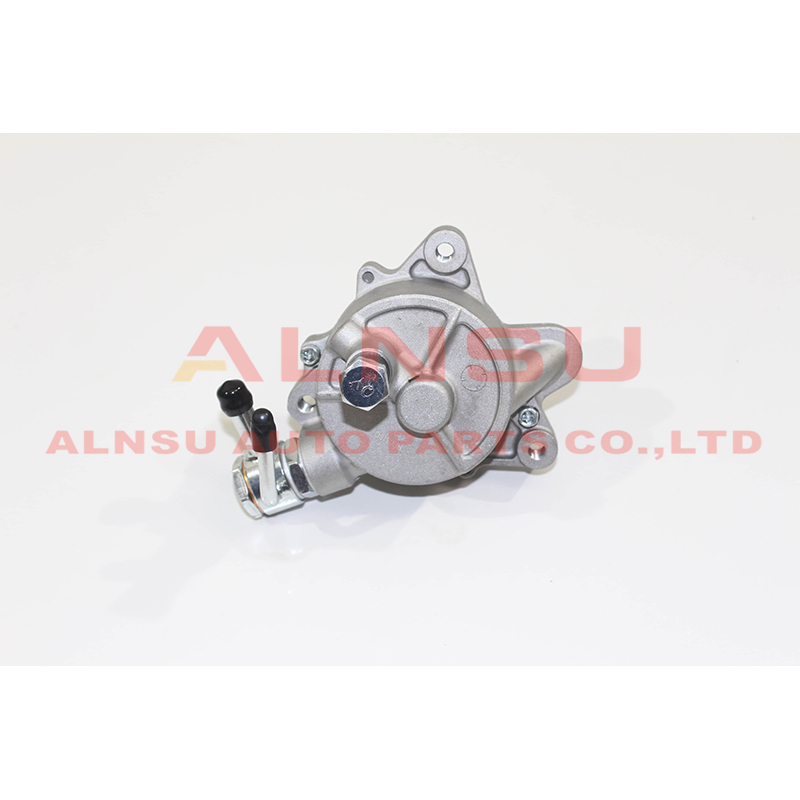 Vacuum pump for 14650-7T401 14650-7T40A D22 Y61 TD25 TD27 QD32