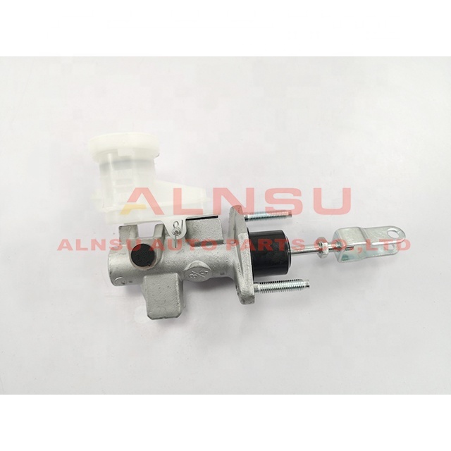 Clutch master cylinder for L200 MR995034