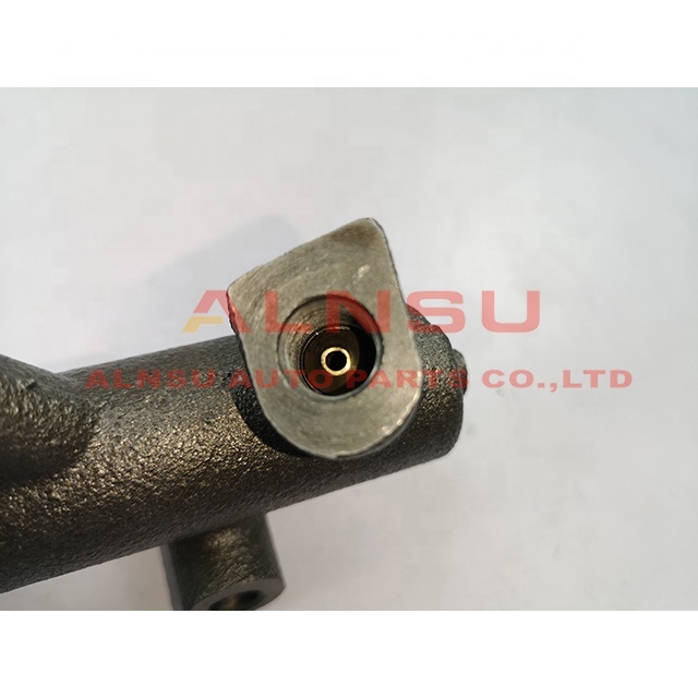 clutch master cylinder for NPR NKR 8-94258526-0 3/4