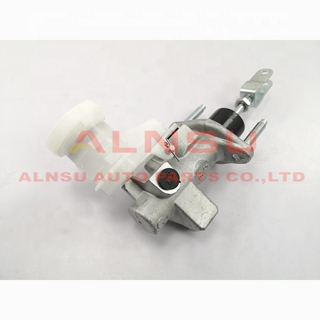 Clutch master cylinder for L200 MR995034