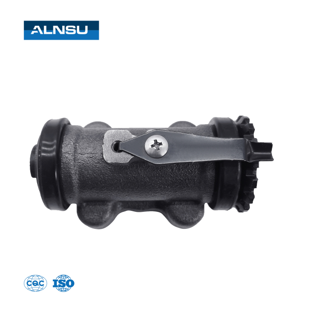 High quality Brake Wheel Cylinder For ISUZU NPR 4BD1 8-97078618-0 RH