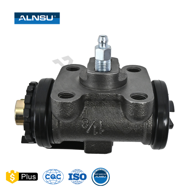 Factory Price Good Quality Auto Steering Systems power brake master cylinder For Mitsubishi Canter MB060580