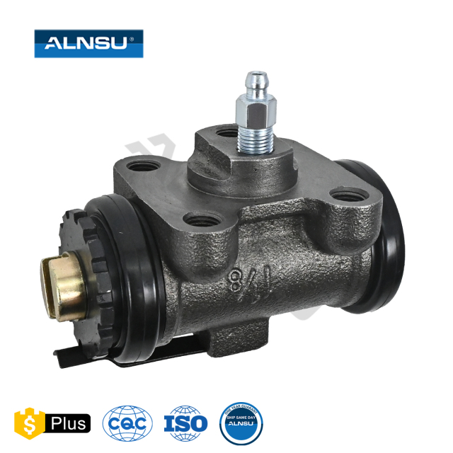 Factory Price Good Quality Auto Steering Systems power brake master cylinder For Mitsubishi Canter MB060580