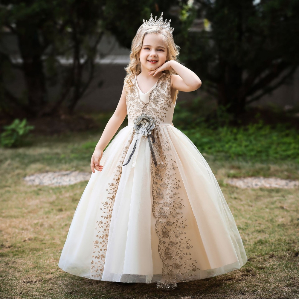 Elegant Floral Lace Dresses for Girls: Delicate Embroidery, Tulle Skirts & Satin Accents for Special Occasions