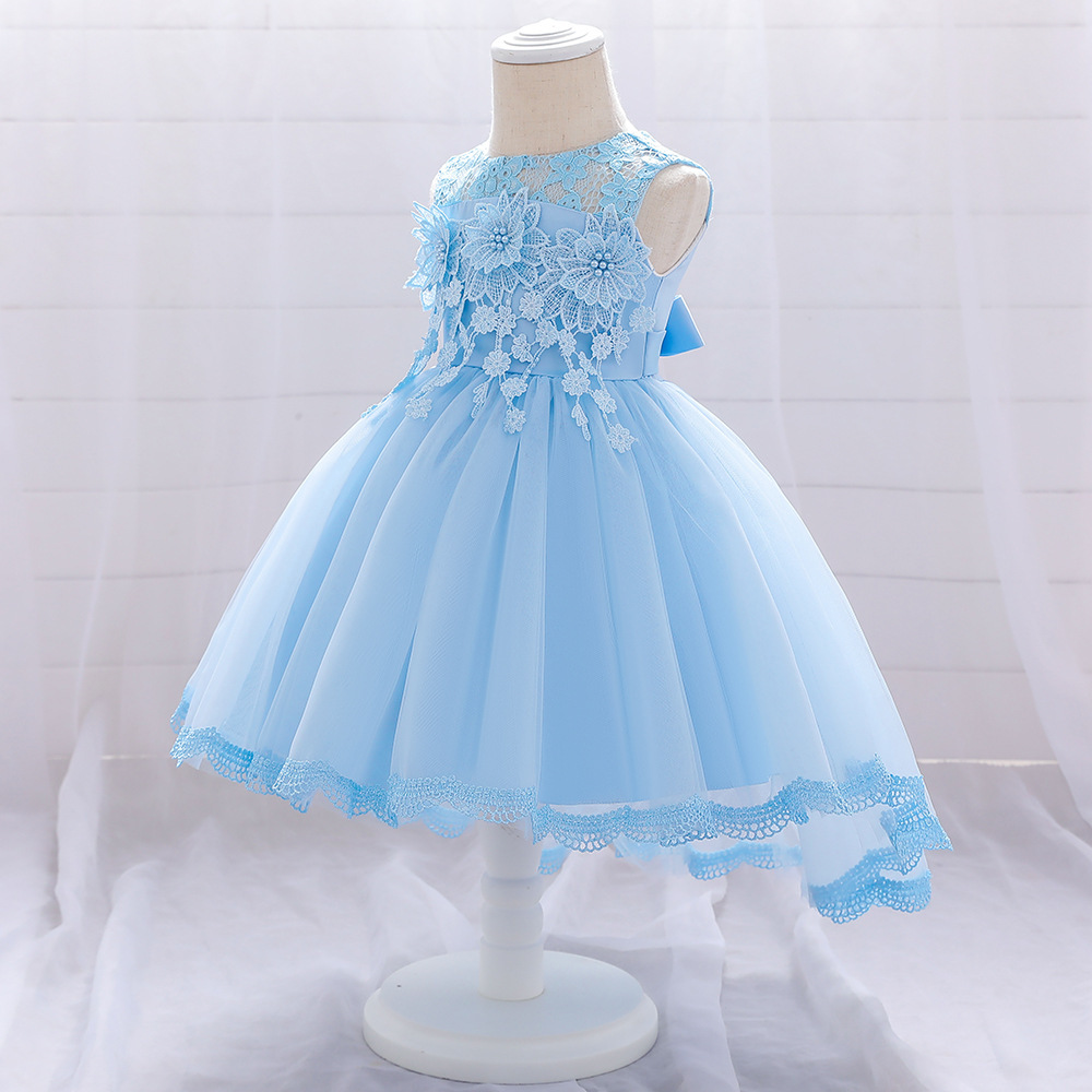 Enchanting Children's Dresses: Floral Lace, Tulle Layers & Pearl Embellishments for Special Occasions Like Weddings, Christenings & Parties | Whimsical Nursery Attire with Sheer Fabric & Delicate Embroidery