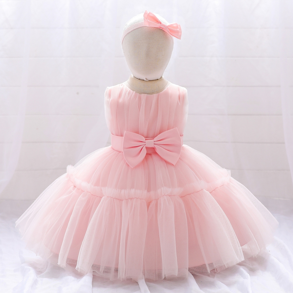 Enchanting Tulle Dresses for Girls - Layered Ruffled Designs with Bow Accents, Sheer Fabric & Princess Silhouettes for Special Occasions