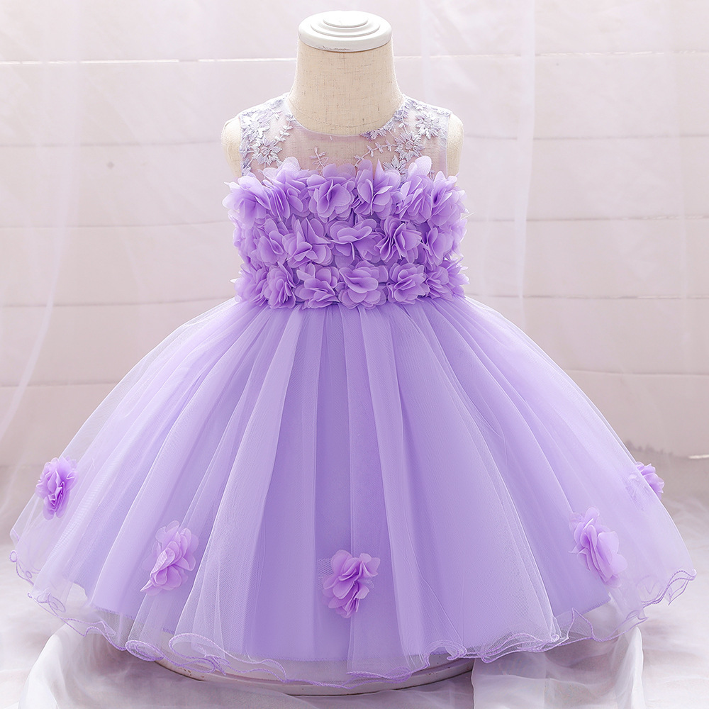 Pastel Floral Children's Dresses with Tulle Skirts, Lace Details & Voluminous Silhouettes for Special Occasions