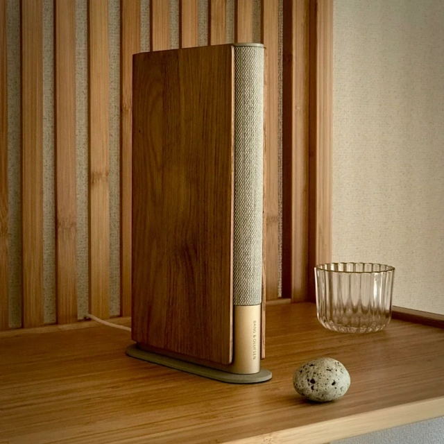 B&O Beosound EMERGE 藍牙喇叭 輕巧無線家用揚聲器 書型藍牙喇叭 含稅空運