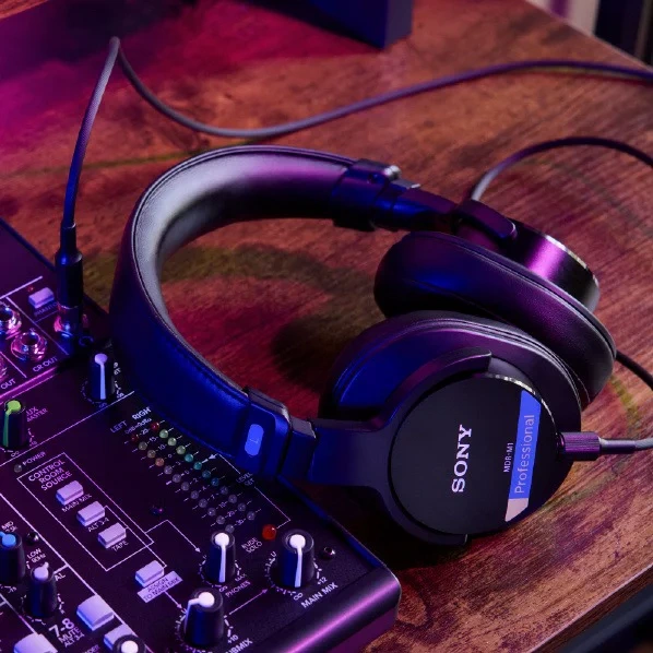 SONY 索尼 密封型耳機 MDR-M1 專業/創作者 25年款