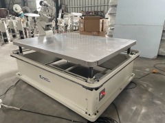 IF-T2 Semi-auto High Speed Mattress Tape Edge Machine