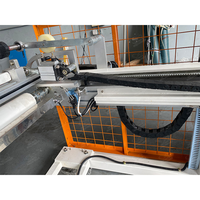 IF-QFS Automatic Quilted Fabric Stacking Machine