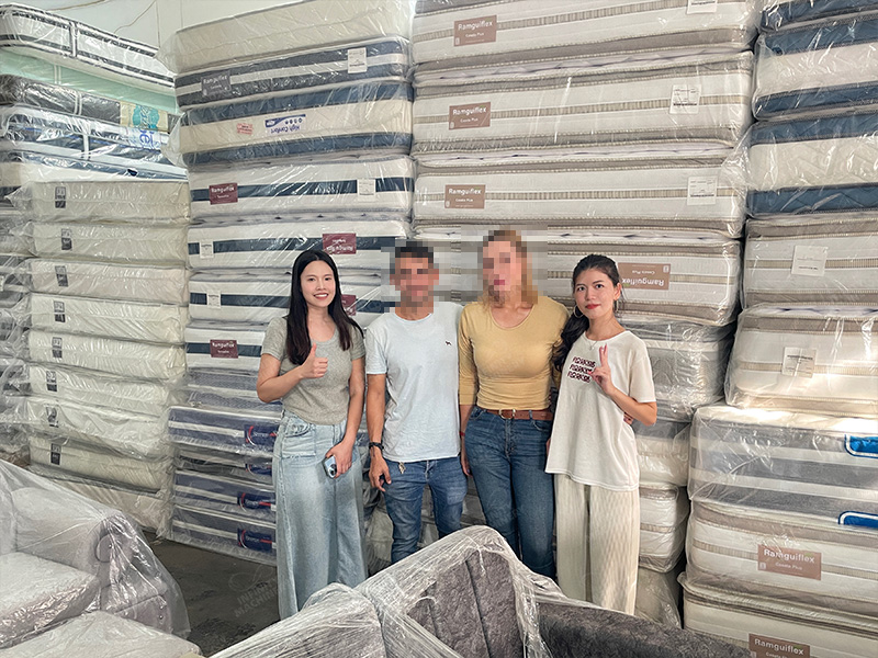 Taking photos with Colombian customers