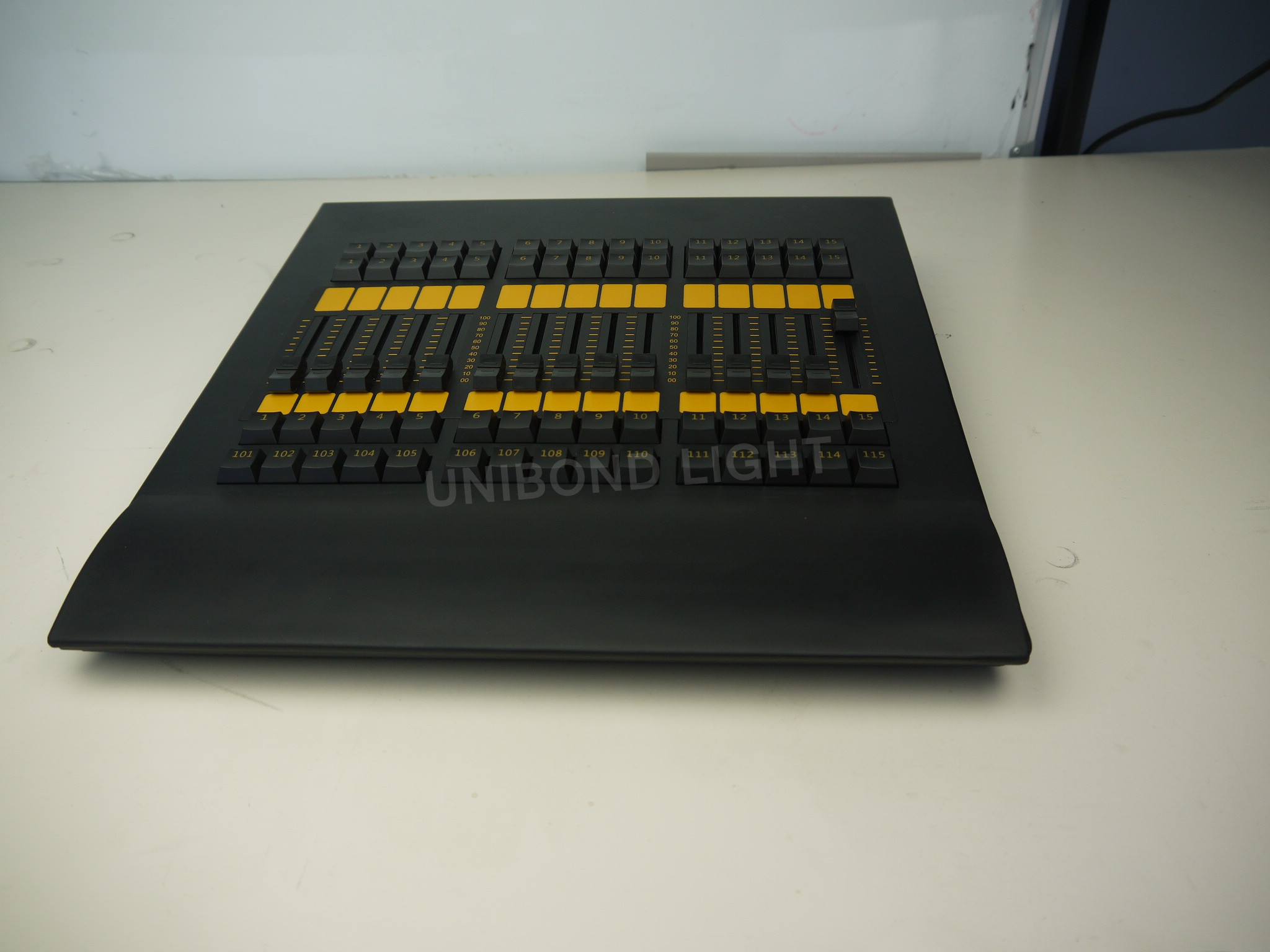 PC command wing&fader