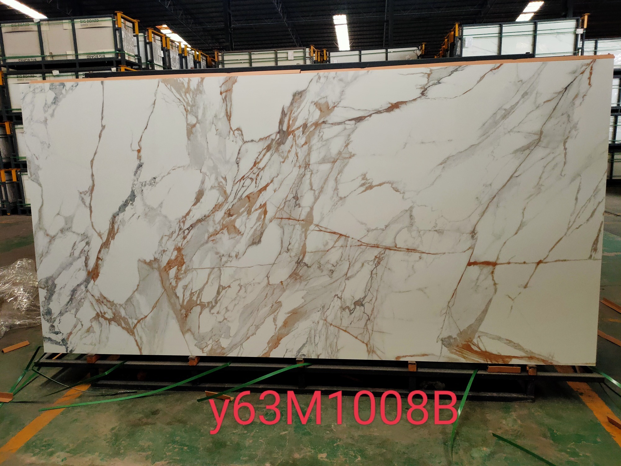 Caracatta Gold Porcelain slabs large format tiles kitchen countertops walls floors