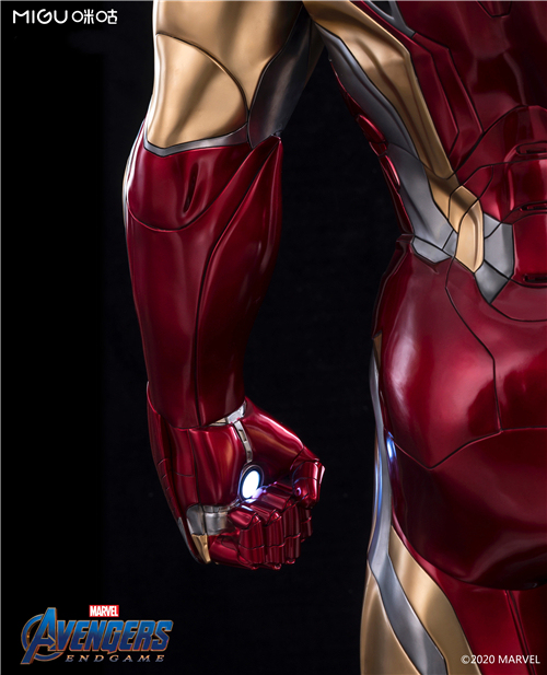 AVENGERS: ENDGAME IRON MAN MARK 85 LIFE-SIZE STATUE