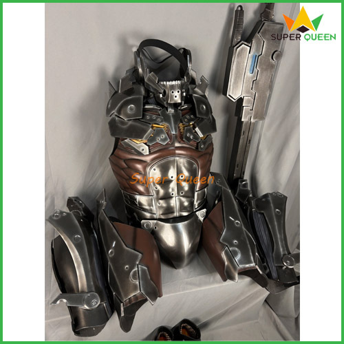 Highly Detailed Metal Gear Rising: Revengeance Raiden Cosplay Armor Costume
