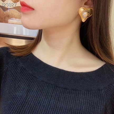 Chanel new grass heart earrings 1: 1 copy replicate counters 01042456