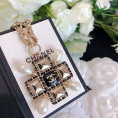 Chanel Fashion Leather Pendant Necklace Costume Jewelery