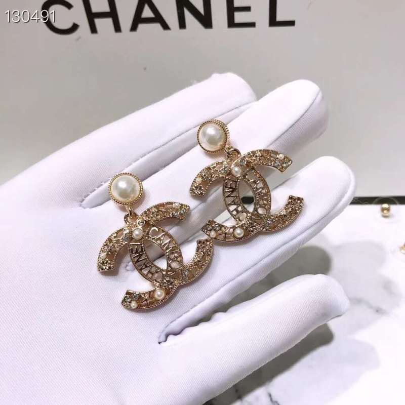 Chanel Colorful Strass Hollow Out CC Earring Fashion Costume Jewelry