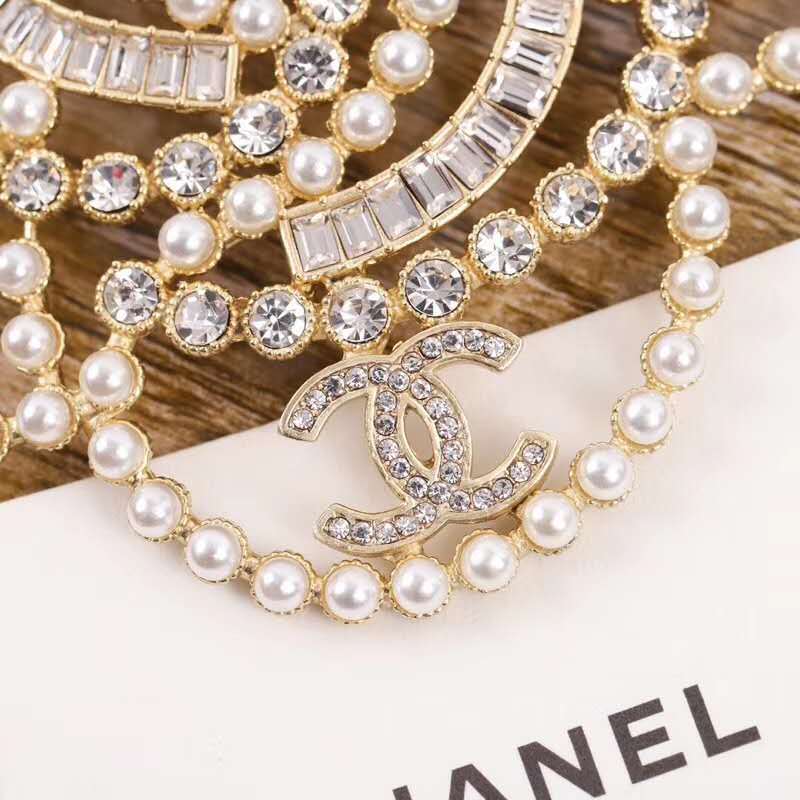 Chanel Pearl Strass Camellia Pendant Short Necklace