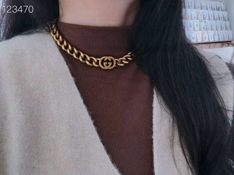 Gucci Brass Thick Chain Short Necklace