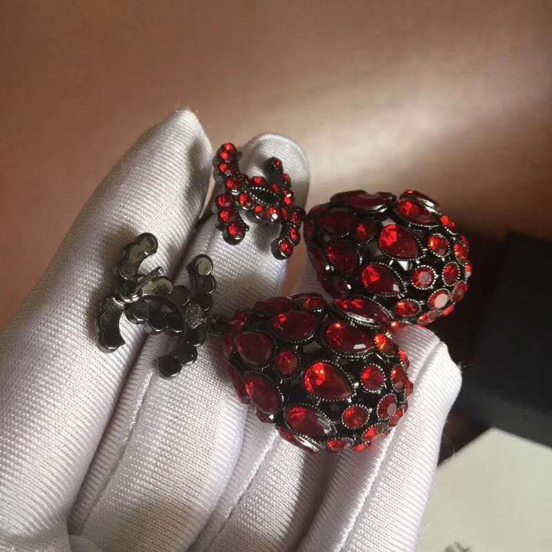 Chanel Metal Strass Ruthenium Red Earring