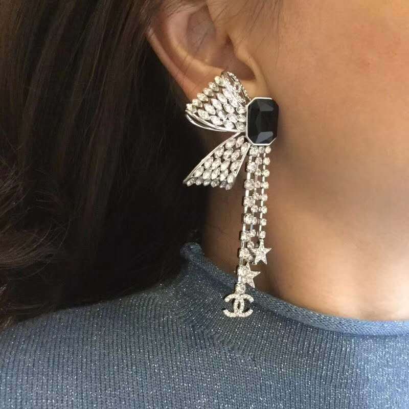 Clip- on Chanel Black White Crystal Bowknot Tassel Clip Earring