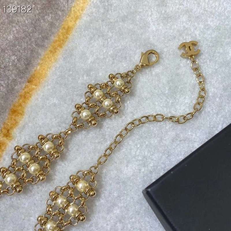 Chanel Choker Imitation Pearls Necklace  Rhombus Hollow Out Pendant Fashion Costume Jewelry