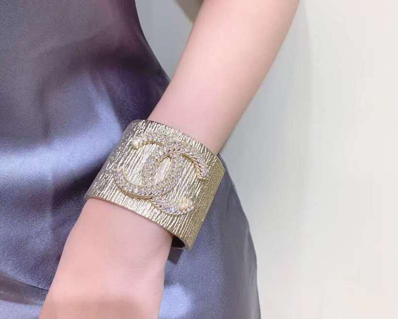 Chanel Costume Jewelry Sculptured Surface Wide Metal Cuff Bracelet Pave Setting Strass Logo Original Size Specification