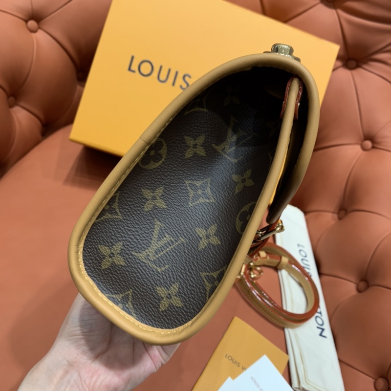 Louis Vuitton Replica Bag Authenic Quality Messenger bag Vintage Shoulder Bag Handle Buckle
